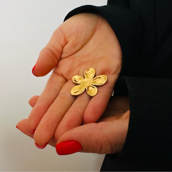 Flower Metal Brooch gold Color Waterproof Plated - Picture 7 of 7